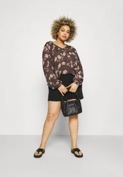 Edessä -Kaffe Myymälä 06271aa398ae49c39d9cb1472bb06d57