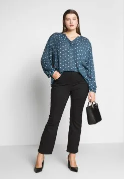 KCBETT - Pusero -Kaffe Myymälä 0ea9d86e0d52427b8a3184a7efab6085