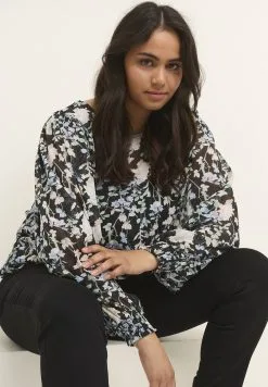 SMILA - Pitkähihainen Paita 10 SMILA - Pitkähihainen Paita -Kaffe Myymälä 22e6e8ea72c247599d5c5e2f29d614ce