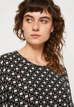 Kaffe ELLEN AMBER BLOUSE - Pusero -Kaffe Myymälä 3b787569c4fc4597a55d002fbbab001a