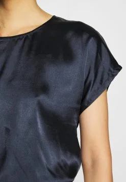 Kaffe KAMARISSA BLOUSE - Pusero -Kaffe Myymälä 43cb7d0e4502477aa62444ee072fd9b5