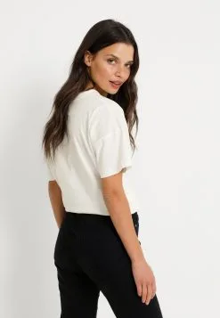 Kaffe KAMERIAN - Printtipaita 10 Kaffe KAMERIAN - Printtipaita -Kaffe Myymälä 4629dacda7c54e9fad9bbd46772704ca