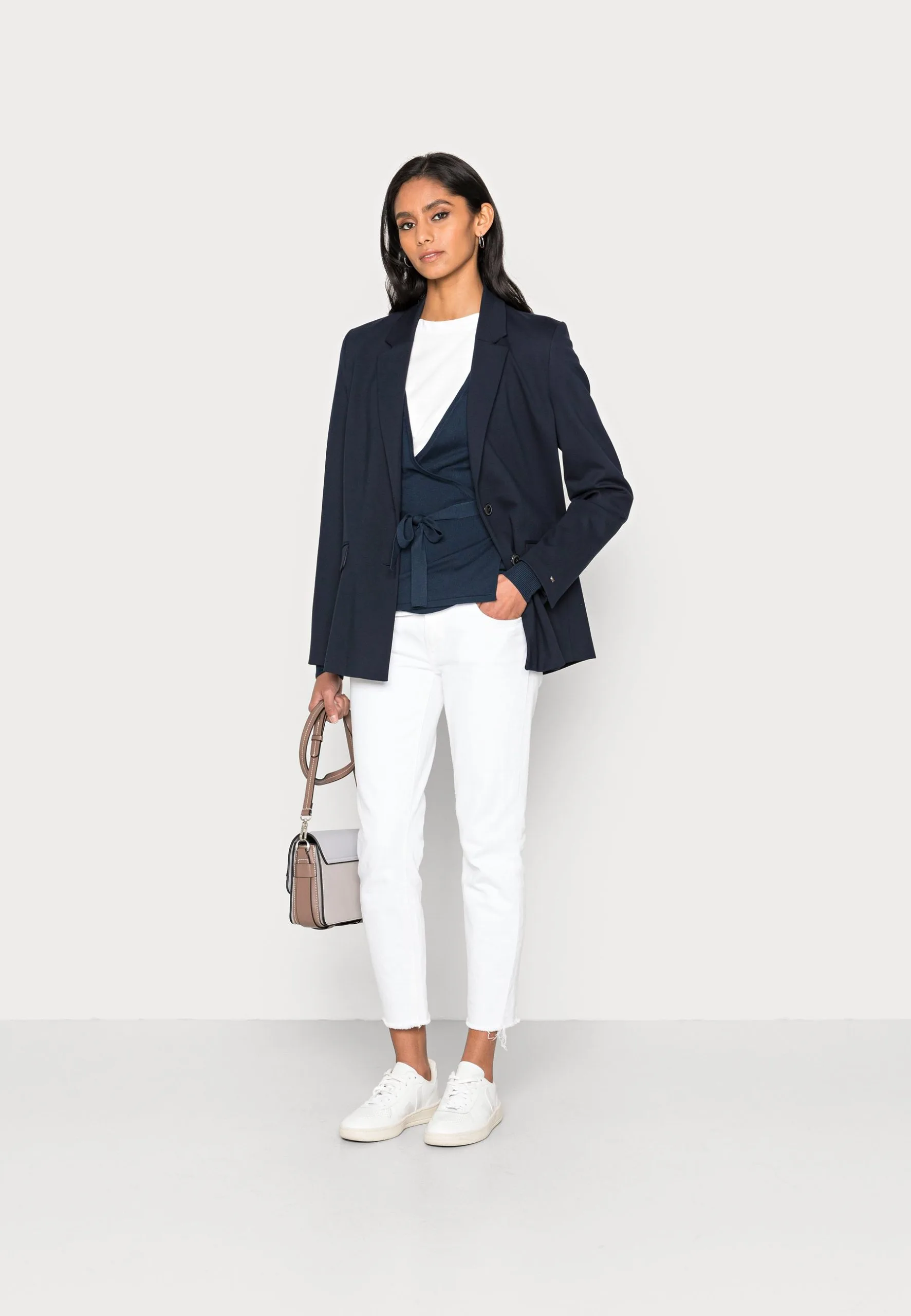 Kaffe ANNO ASTRID WRAP CARDIGAN - Neuletakki 4 Kaffe ANNO ASTRID WRAP CARDIGAN - Neuletakki - Image 2