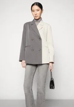 Kaffe MELDA - Bleiseri -Kaffe Myymälä 64b530df8b3046fab01a32bbaf18f3e3