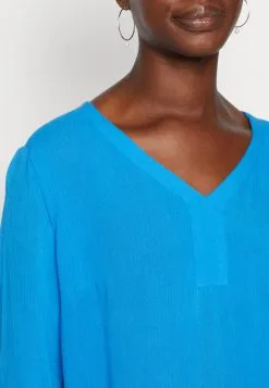 Kaffe AMBER BLOUSE - Pusero 11 Kaffe AMBER BLOUSE - Pusero -Kaffe Myymälä 6a4704e638b14fe4b5aada30bcf8cabc