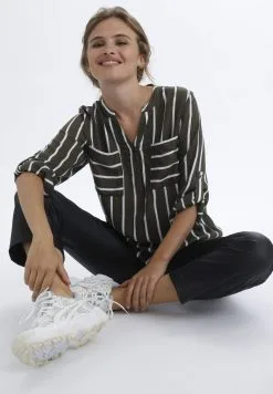 Kaffe KABABARA - Pusero -Kaffe Myymälä 6b3e1e3695aa41208ef1d63e666df5a0