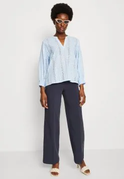 Kaffe KRITI BLOUSE - Tunika -Kaffe Myymälä 6c012f7d359e4cbd9e0f3db917584b2a