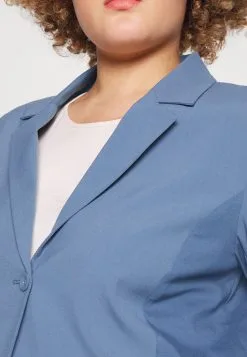 Bleiseri -Kaffe Myymälä 70e810c15be141e28ed0cbef1598bc7c