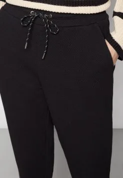 Kaffe PILLO JOG PANTS - Verryttelyhousut -Kaffe Myymälä 7377df9fe54944528022764d89132371