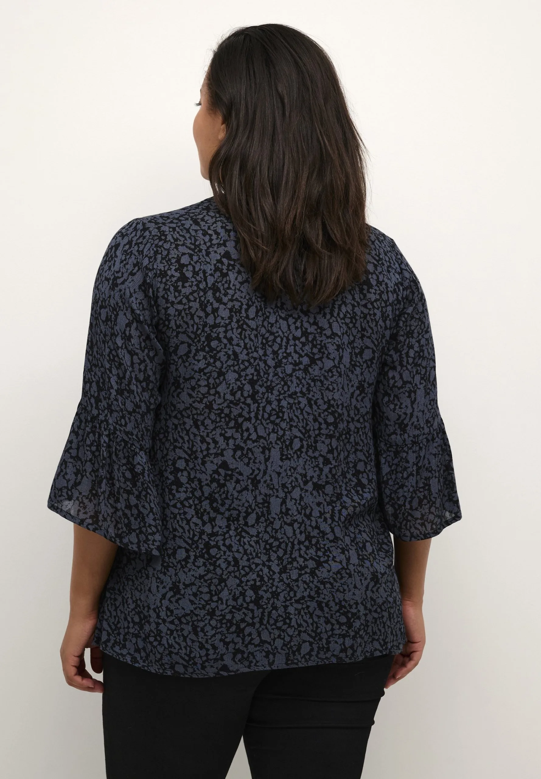 KCEDITE - Pusero 5 KCEDITE - Pusero - Image 3