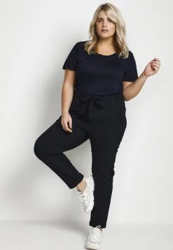 Housut -Kaffe Myymälä 947b32808b4e48f5a6e1bac2fa21c01e