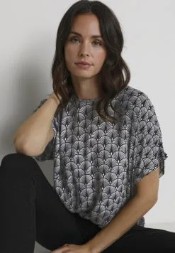 Kaffe Pusero 10 Kaffe Pusero -Kaffe Myymälä a18ab91bb5204cc4a7dbd341558e417e