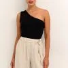Kaffe KAPIA ONE SHOULDER - Toppi -Kaffe Myymälä b1aef775e6674d7da79871f025652d82