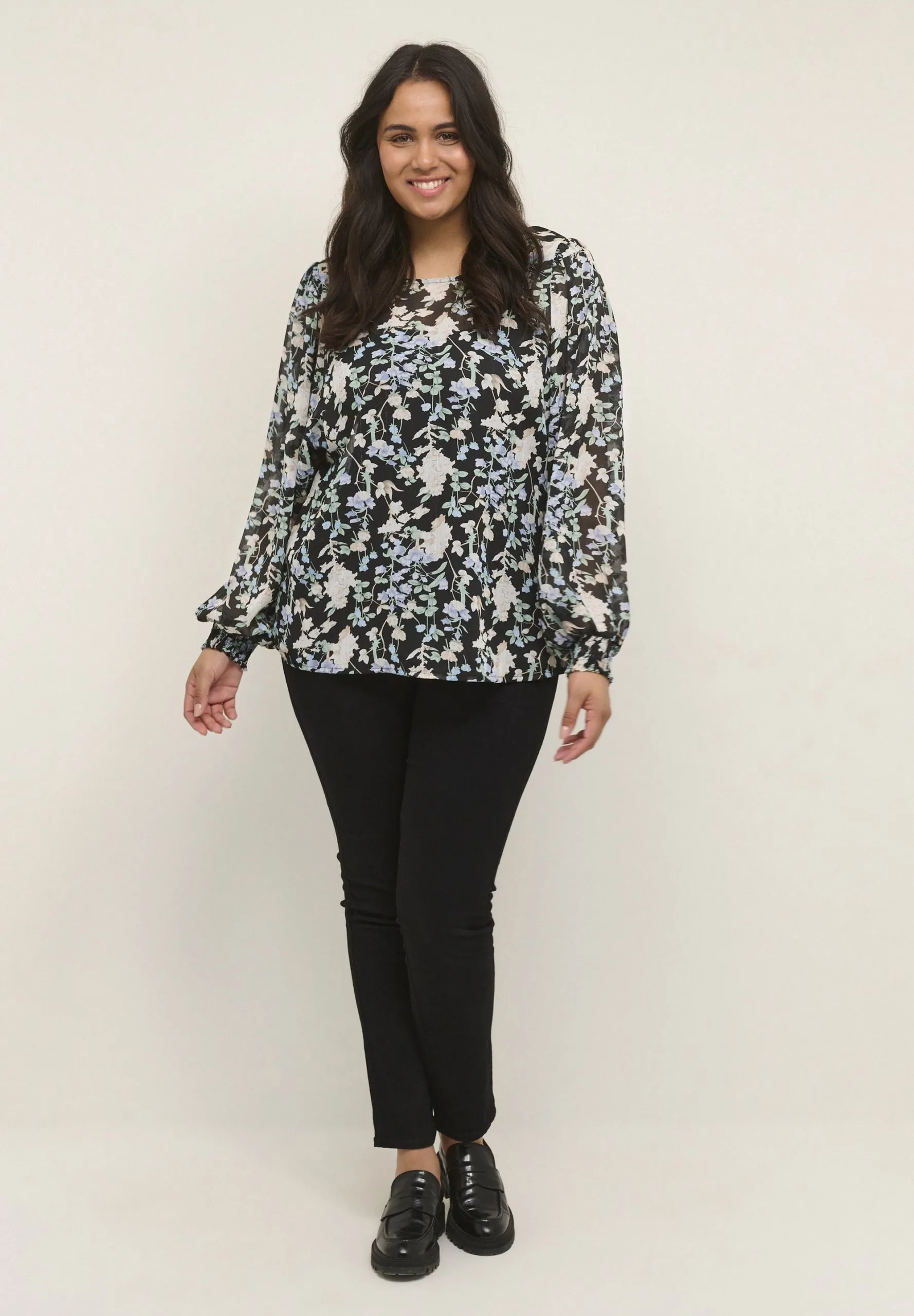 SMILA - Pitkähihainen Paita 4 SMILA - Pitkähihainen Paita - Image 2