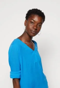 Kaffe AMBER BLOUSE - Pusero 10 Kaffe AMBER BLOUSE - Pusero -Kaffe Myymälä e18c4b4a9a1945798e247519343a69a4