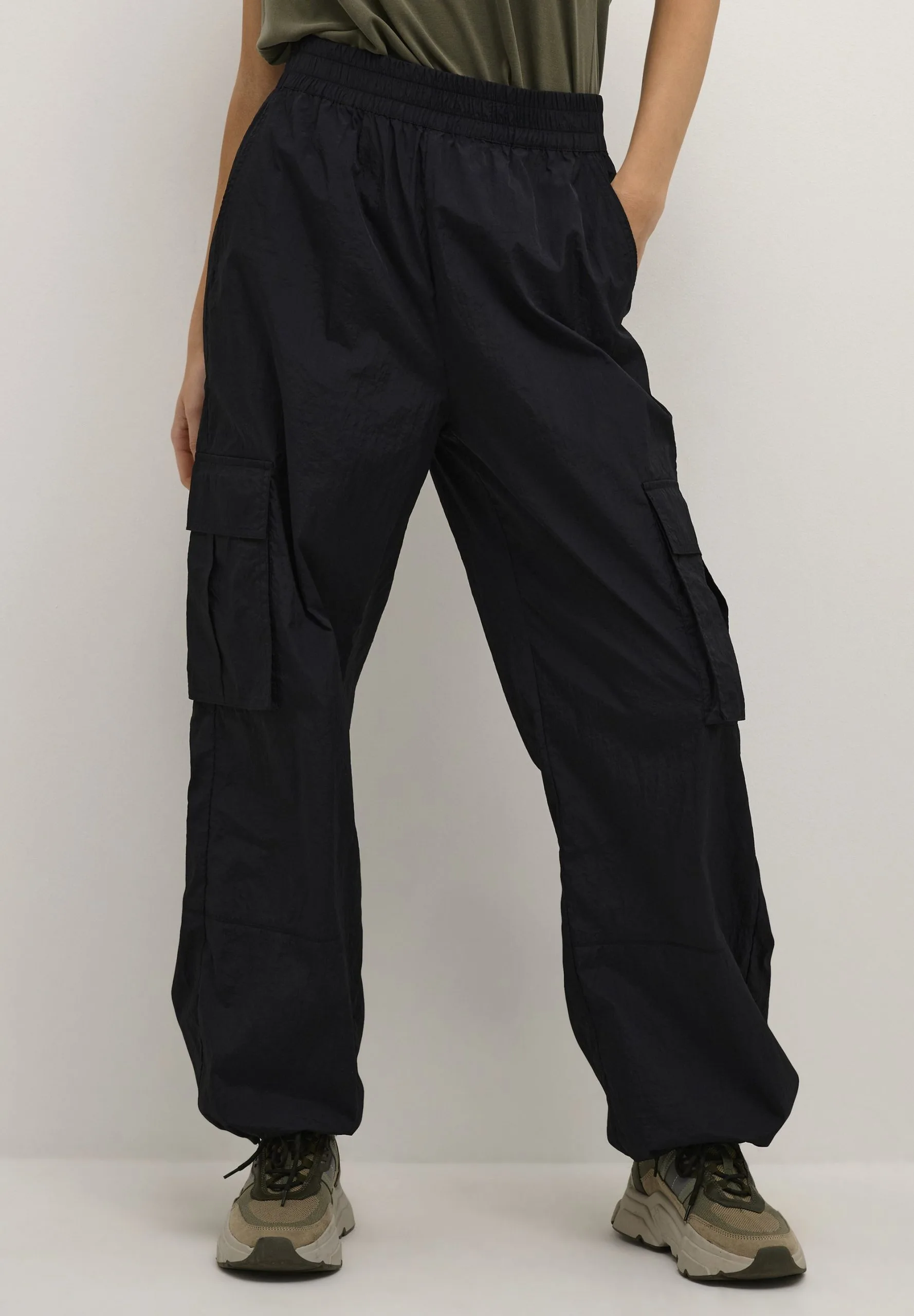 Kaffe KAMARIE - Reisitaskuhousut 3 Kaffe KAMARIE - Reisitaskuhousut