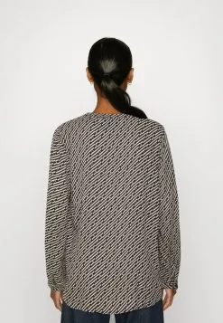 Kaffe KENNY TILLY BLOUSE - Pusero -Kaffe Myymälä edb844538aa44a84a6080285969539c1