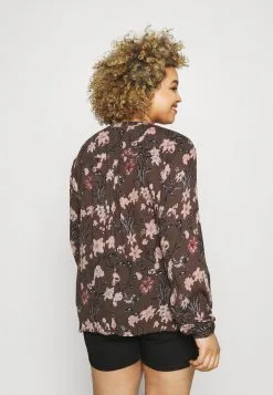 BRIANA AMI BLOUSE - Pusero -Kaffe Myymälä fe17cf3303f449f084465aeee77c76ee